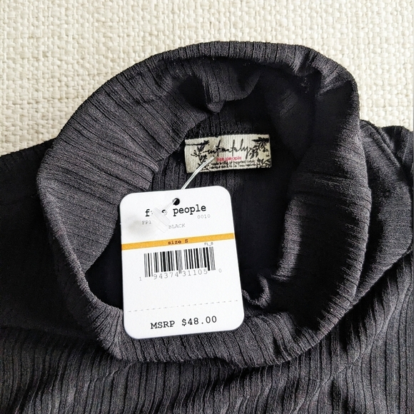 Free People Black Ribbed Sleeveless Turtleneck Bodysuit Women's SMALL L55440 NWT - Picture 7 of 14